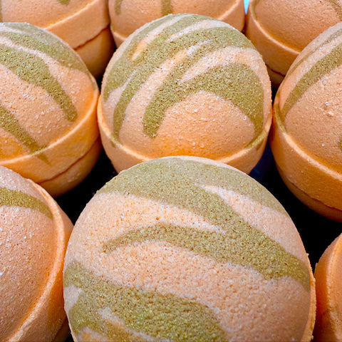 50mg CBD Nectarine & White Ginger Bath Bomb