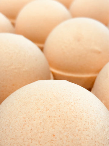 50mg CBD Nectarine & White Ginger Bath Bomb